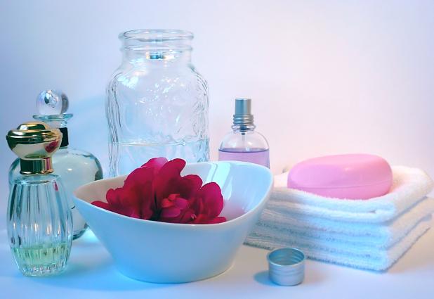 Натуральні масла використовують у ванночках, масках, втираннях