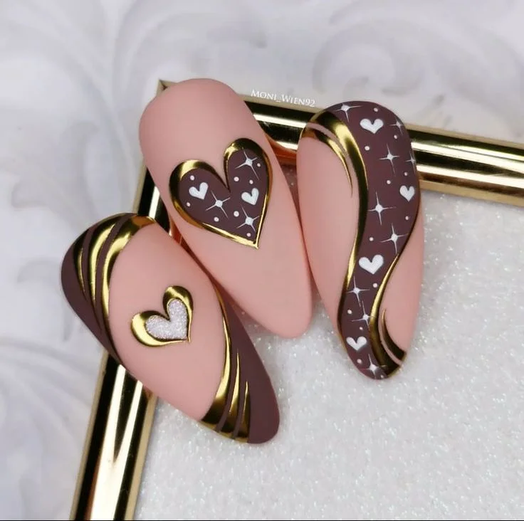 Ідеї нігтів до дня святого Валентина з матовим покриттям