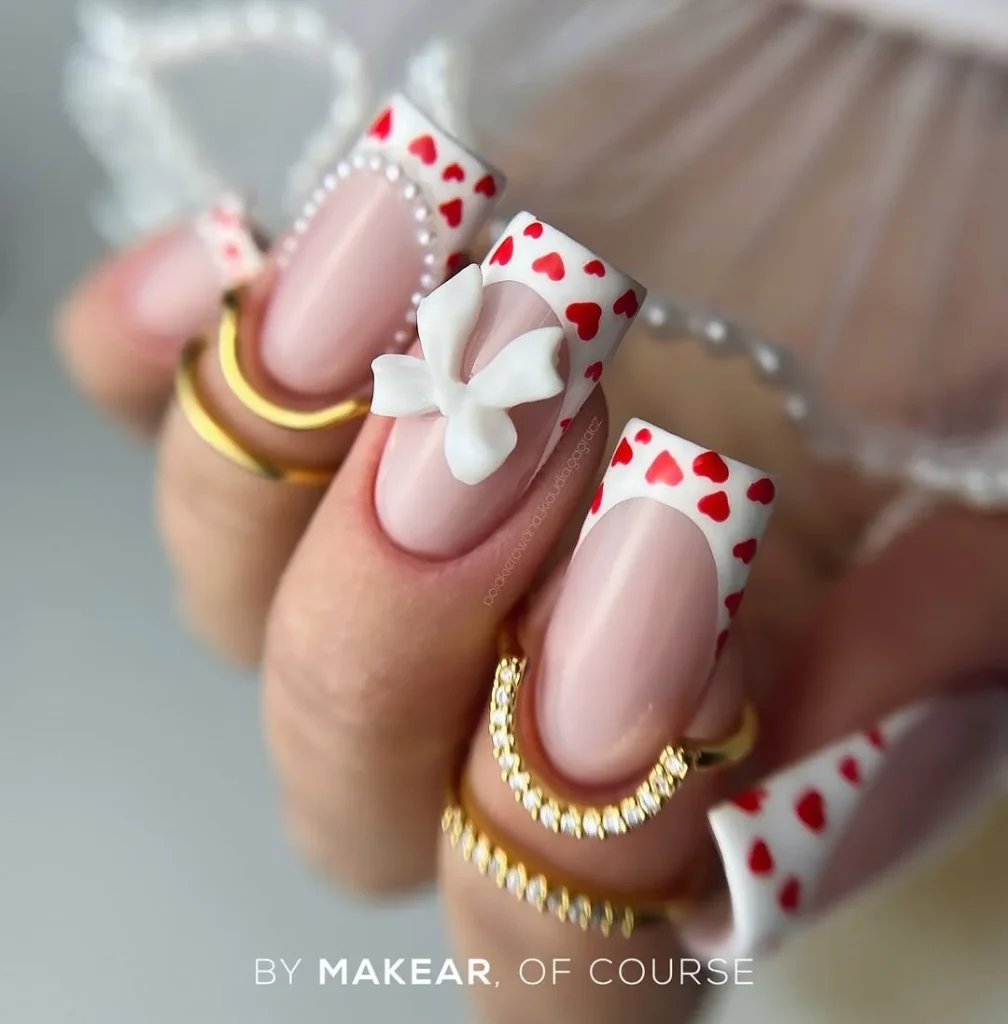 Романтичний французький манікюр до дня закоханих