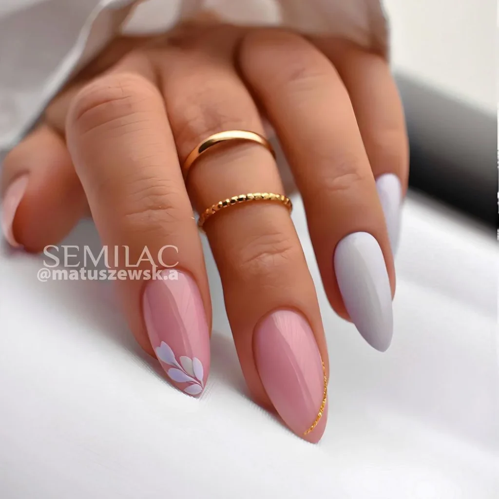 Рожеві нігті до 8 березня