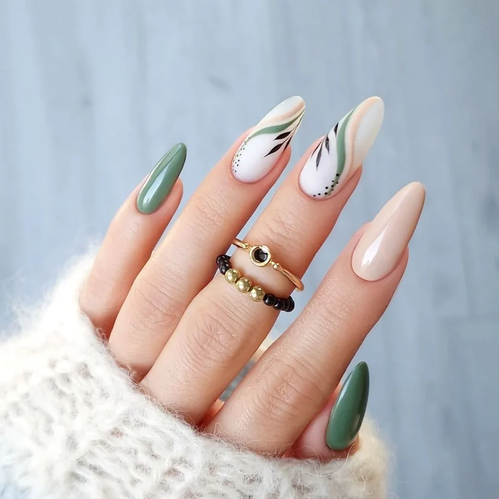 Весняний нейл-арт до дня матері в зелених кольорах та флорістичних мотивах